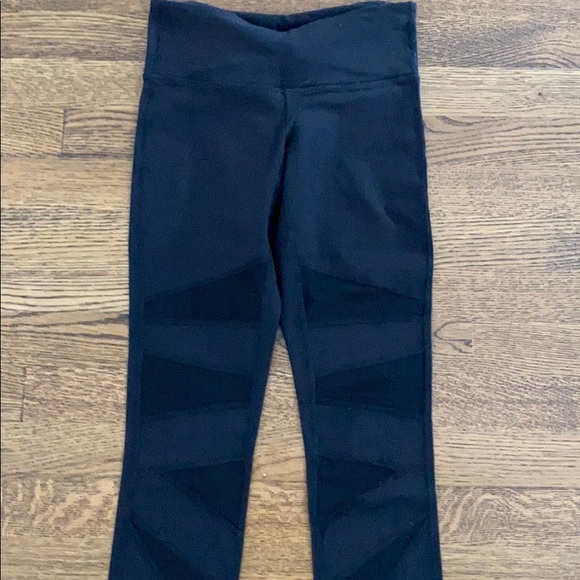 Lululemon Leggings Tech Mesh - Picture 6 of 8